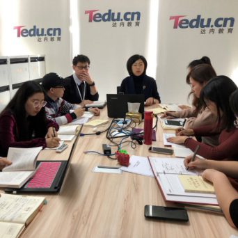 達(dá)內(nèi)科技黨支部開展了專題學(xué)習(xí)，不忘初心、牢記使命