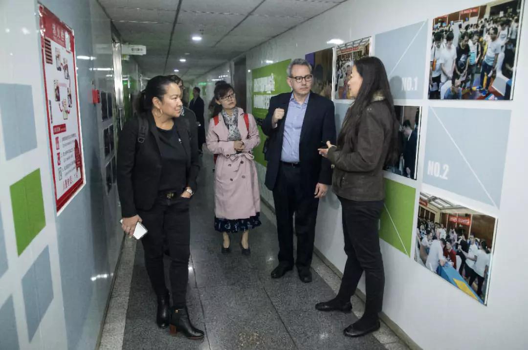 達(dá)內(nèi)成為亞馬遜AWS教育計劃成員單位