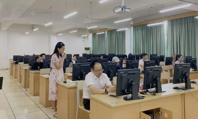 “AI+智能學習”共建人工智能學院項目教師賦能培訓會杭州站圓滿結束！